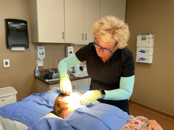 Cindy is performing the Instalift procedure.